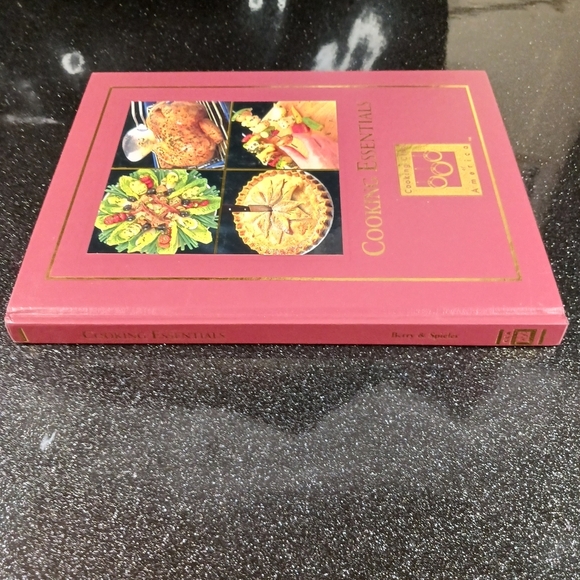 Cooking Essentials by The Cooking Club of America. - Picture 6 of 10